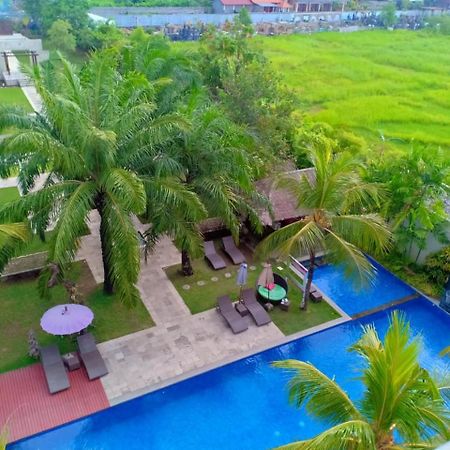 Seminyak Garden Hotel Dalung  Exterior photo