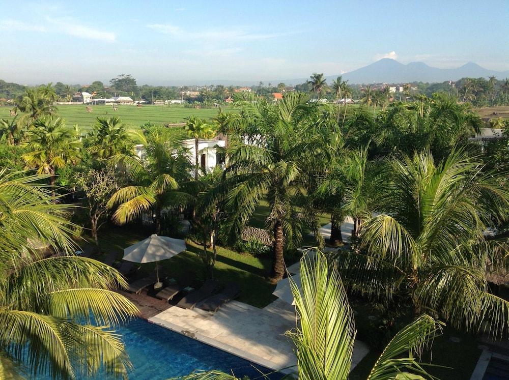 Seminyak Garden Hotel Dalung  Exterior photo