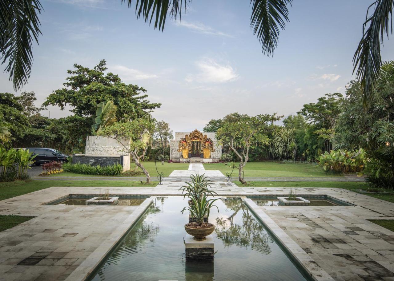 Seminyak Garden Hotel Dalung  Exterior photo